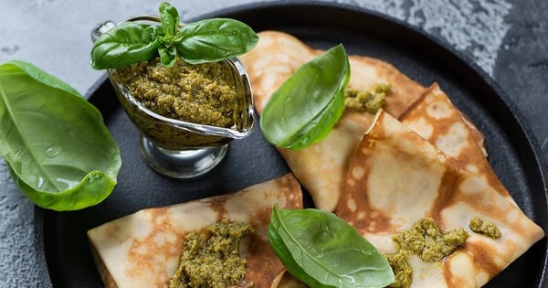 Crepes with Kale Pesto