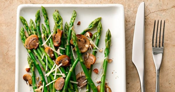 Hazelnut Parmesan Asparagus