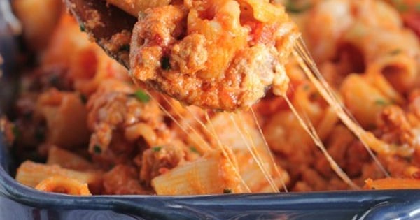 Classic Cheesy Stuffed Sausage Pasta Bake
