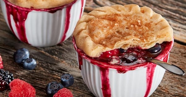 Quick Summer Berry Pie