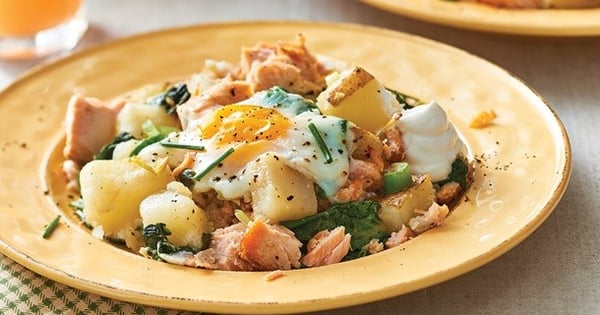 Oven Baked Eggs with Salmon Spinach Hash
