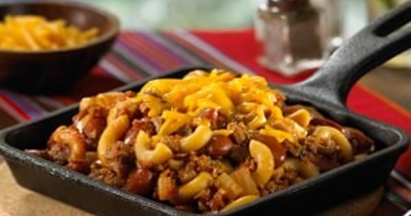 Crunchy Topped Chili-Mac Skillet
