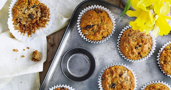 Banana, raisin and honey muffins