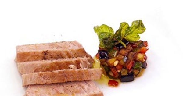 Tuna steak with caponata