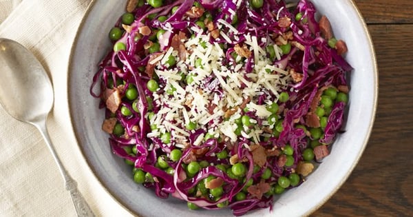 Red Ribbons & Green Pearls