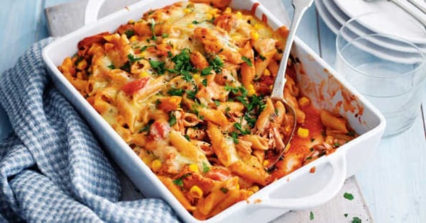 Tuna pasta bake