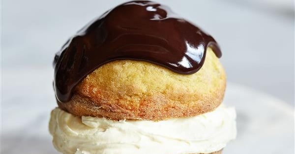Boston Cream Pie Cupcakes