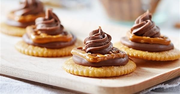 Sweet & Salty Chocolate Marshmallow Bites