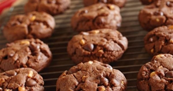 Peanut Butter Cocoa Cookies