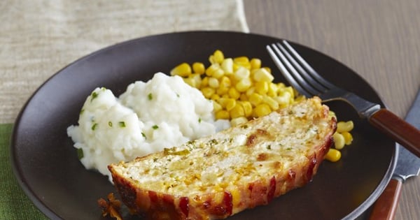 Bacon-Wrapped Turkey Meatloaf