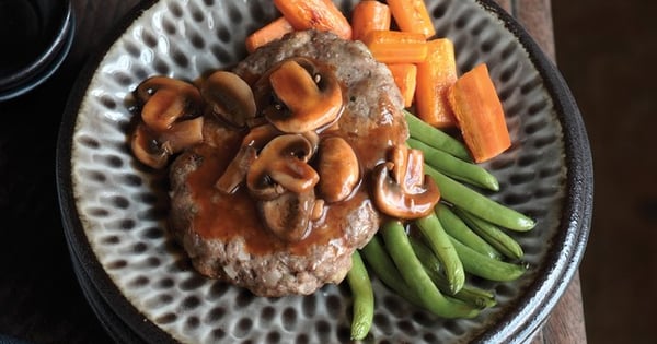 Country Salisbury Steak