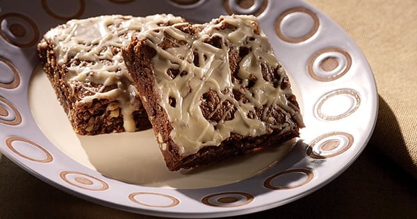 Almond Mocha Cookie Bars
