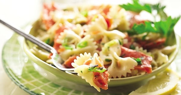 Bow Tie Pasta with Smoked Salmon Lemon Sauce