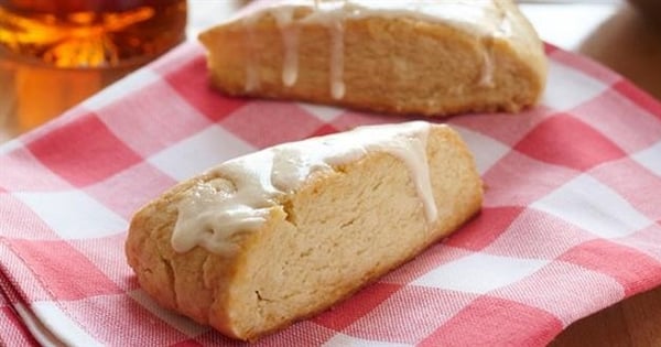 Maple Syrup Scented Scones