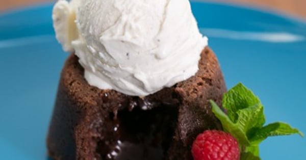 Chocolate Raspberry Lava Cakes