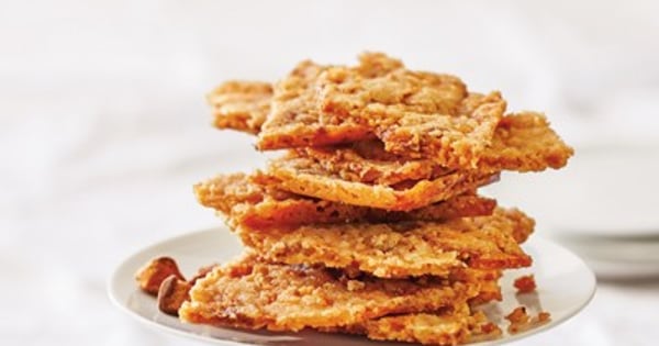 BUTTERFINGER® Baking Bits Cookie Brittle