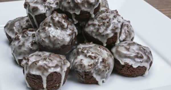 Baked Chocolate Donut Holes