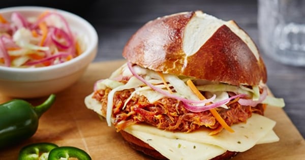 Pulled Pork and Jalape&ntilde;o Havarti Burger