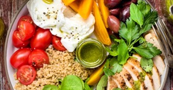 Grilled Chicken and Quinoa Bowl