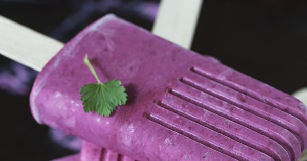 Frozen Blackberry-Raspberry Pops