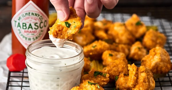 BAKED HOT CHICKEN POPPERS