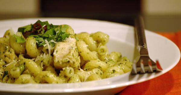 Spicy Pesto Chicken and Pasta