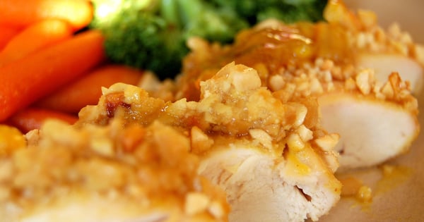 Chicken with a Cashew Crust