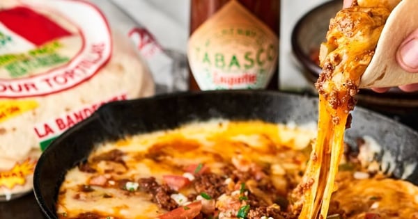Smoky Chipotle Queso Fundido