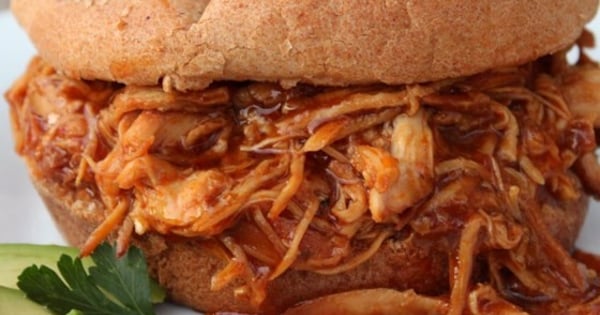 Zesty Slow Cooker Chicken Barbecue