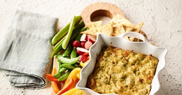 CREAMY ARTICHOKE & LEEK DIP