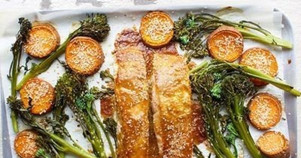 Easy One-Pan Japanese-Inspired Salmon