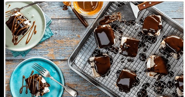 Deconstructed Glaze Cake