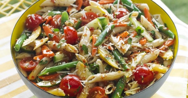 Veggie Salad-Pasta Toss