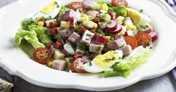 Ham and Egg Garden Salad