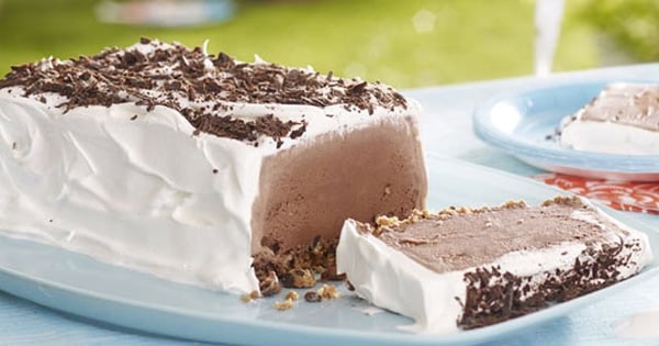 Chocolate Cookie Ice Cream Slice