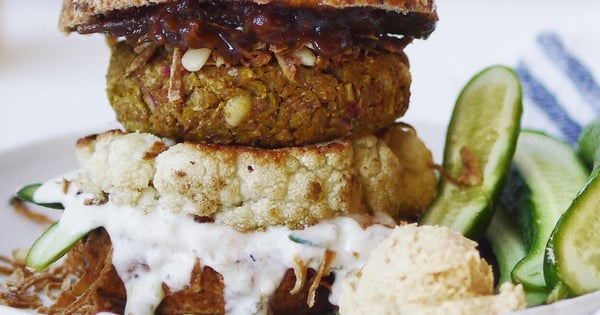 All-Bran* Indian-Inspired Chickpea Burgers with Crispy Onions