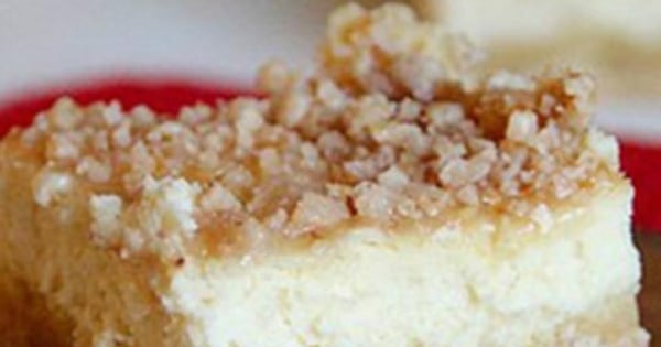 Mom's Cheesecake Cookie Bars