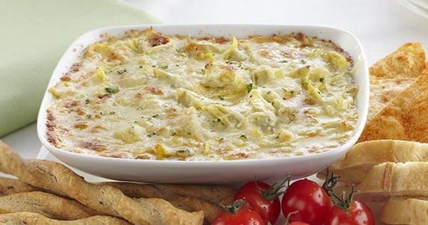 Cheesy Hot Artichoke Dip