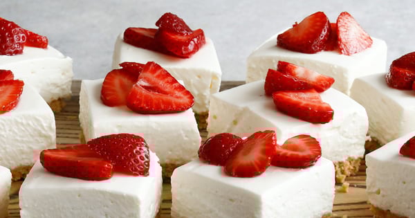 No-Bake Cheesecake Bars