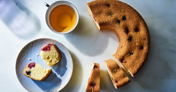 Roman Breakfast Cake