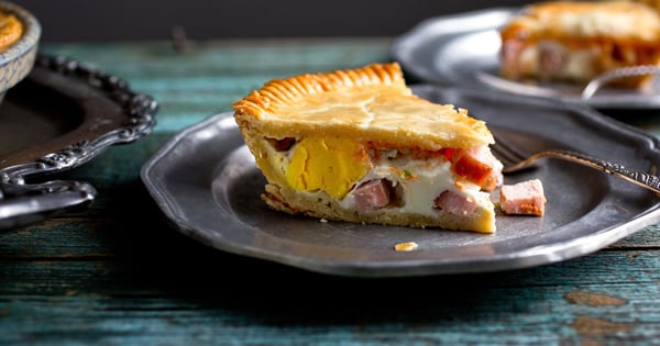 Spicy Bacon-and-Egg Pie