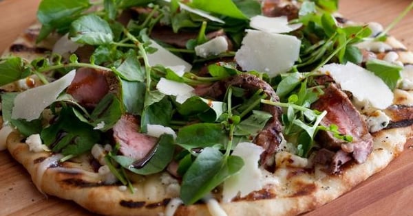 Pizza with NY Strip, Blue Cheese and Balsamic Glaze