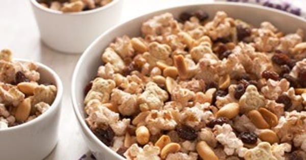 Party Popcorn Mix