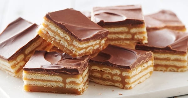 Triple-Layer Cracker Toffee Bars