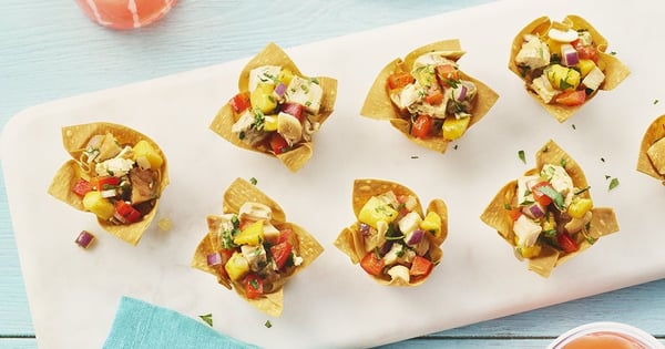 Mango Cashew Chicken in Wonton Cups
