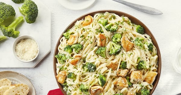 Chicken & Broccoli Alfredo