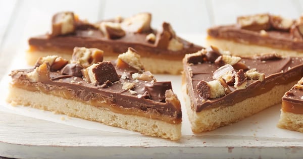 Twix™ Cookie Bars
