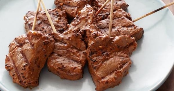 Garlic-Mustard Grilled Beef Skewers