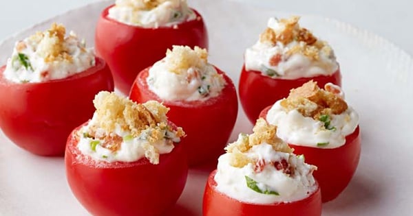 BLT-Stuffed Tomatoes