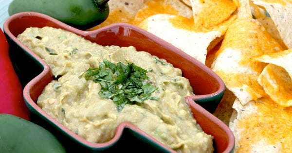 Easy 3-Step Guacamole